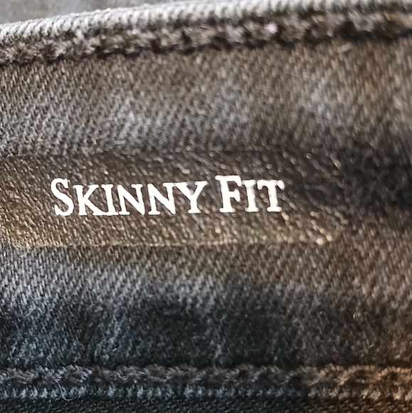 Judy Blue Mid-Rise Skinny Fit Distressed Jeans Wimen's Size 9/29 - Picture 7 of 7